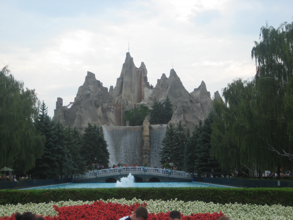 International Street (Canada's Wonderland)