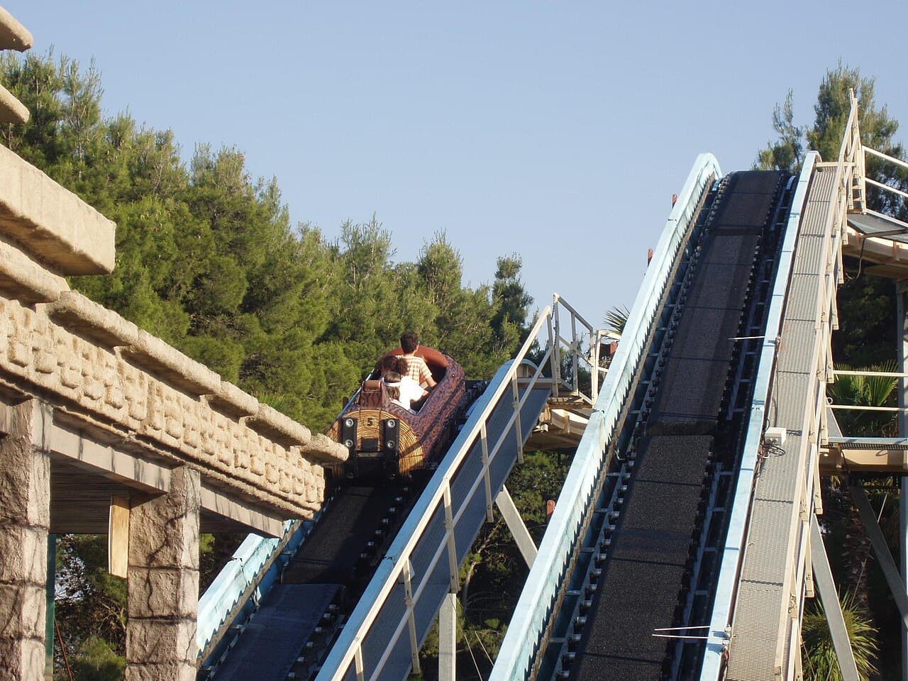 Zaragoza amusement park